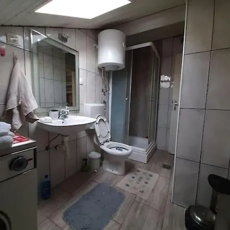 Santino's South Studio - Suitable For Travels Apartmán
