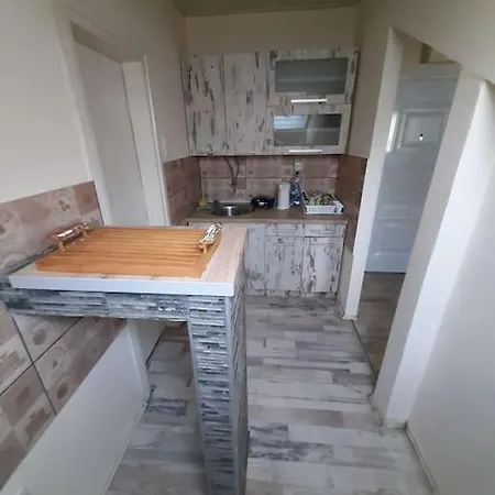 Apartmán Santino's South Studio - Suitable For Travels