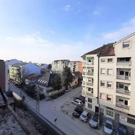 Santino's South Studio - Suitable For Travels * Novi Sad
