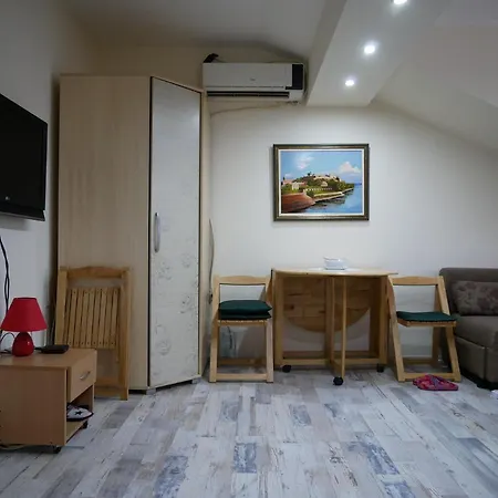 Apartmán Santino's South Studio - Suitable For Travels
