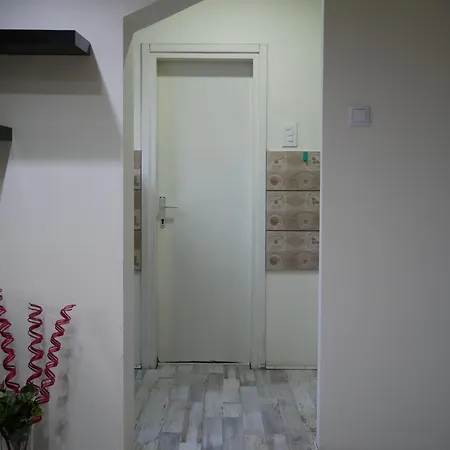 Santino's South Studio - Suitable For Travels Apartmán Novi Sad